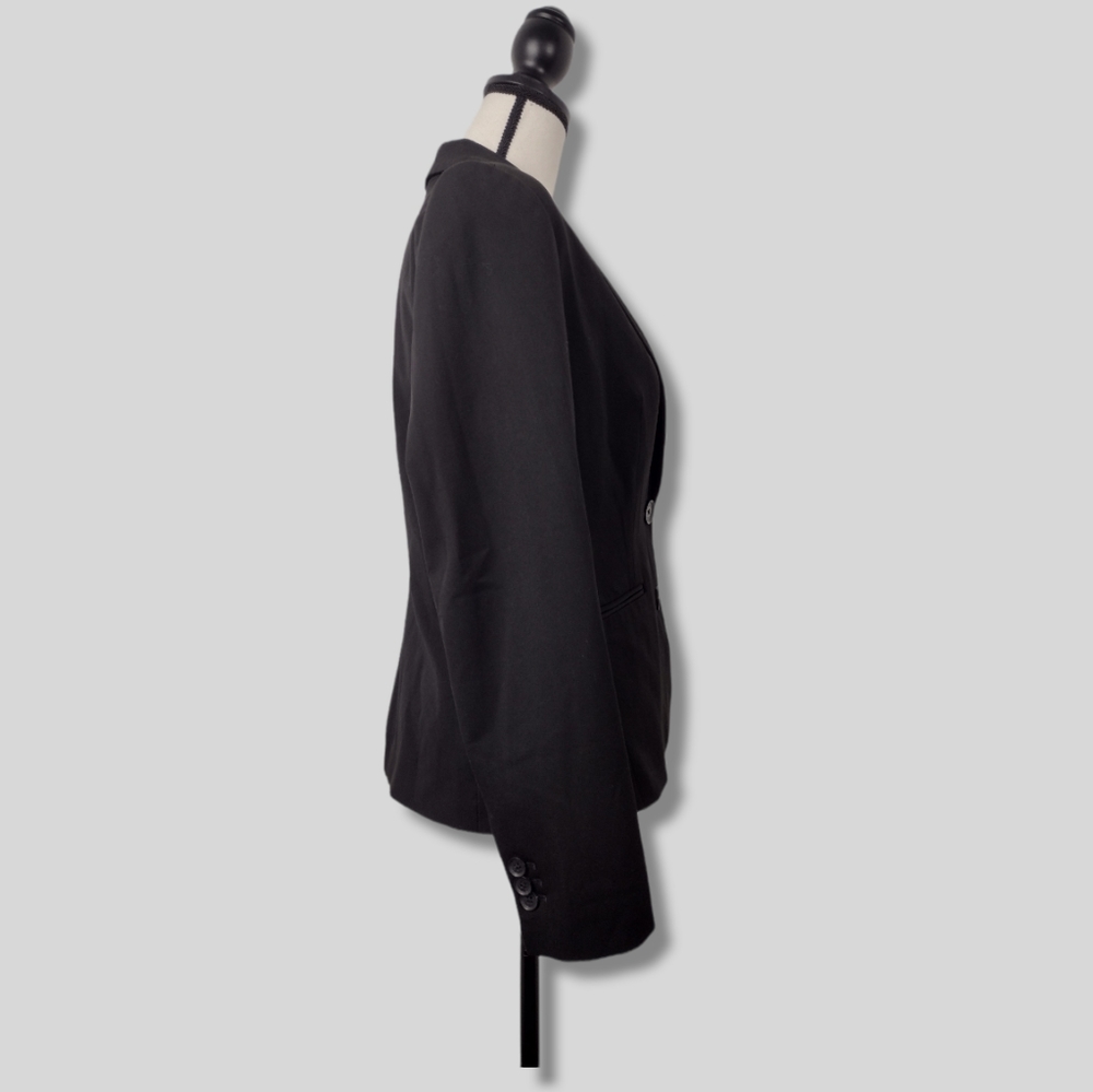Classic Black Women's Blazer - Picture 3 of 8